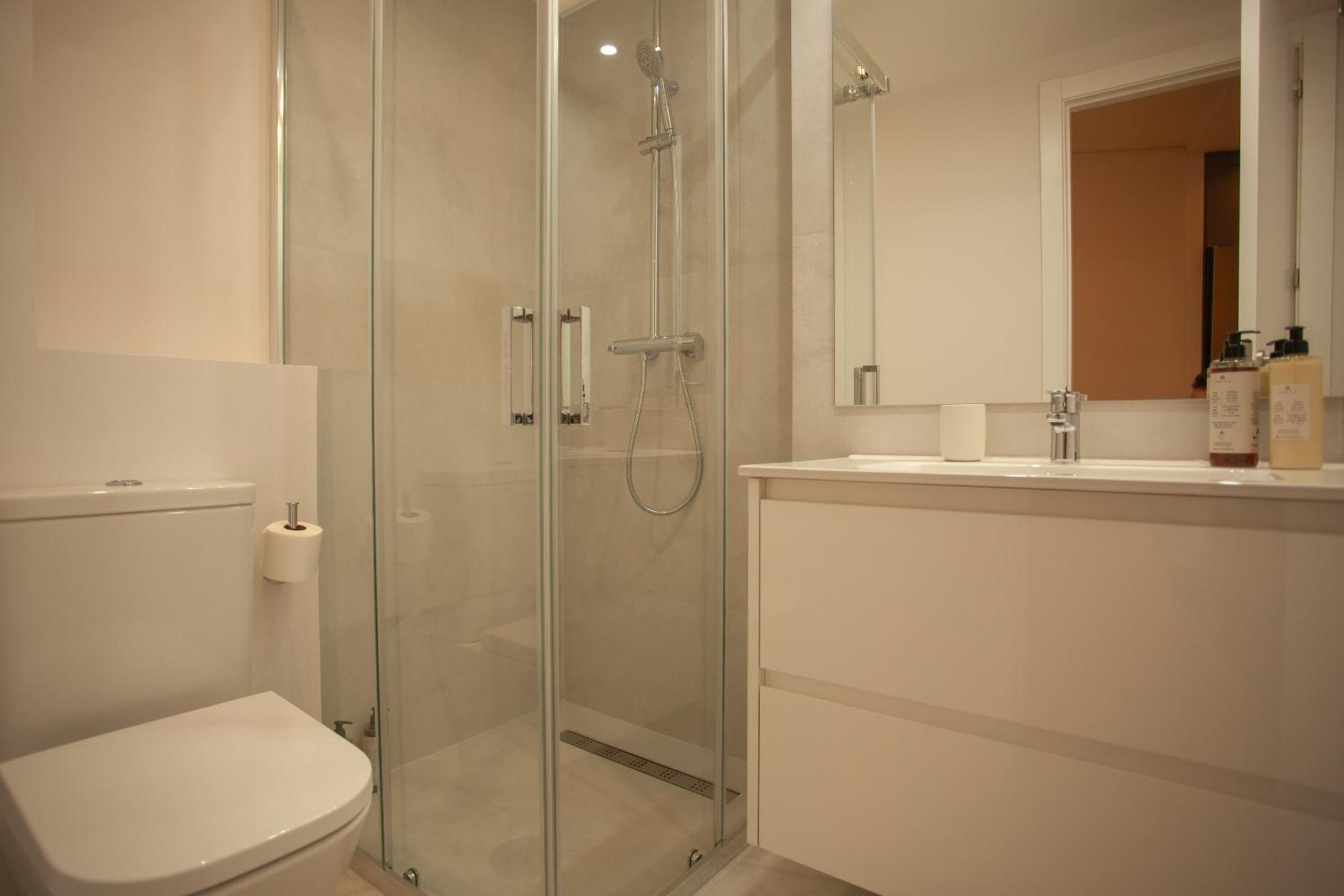 Apartment In Chamberi Madrid Rom bilde